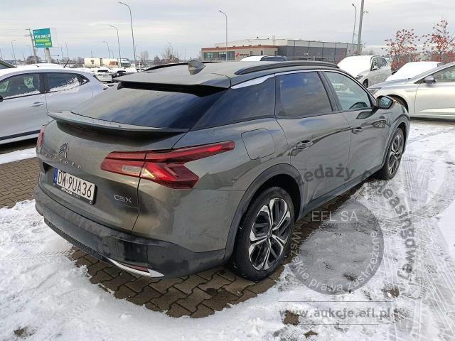 4 - Citroen C5 X 1.6 PureTech Shine EAT8 2022r. DW9UA36 Pojazd znajduje się w firmie AACAR sp. z o.o. Jawornik 90, 32-400 Myślenice