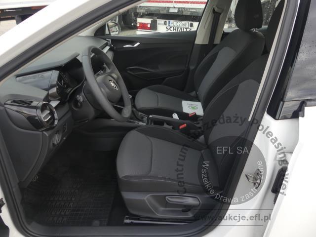 7 - Skoda Fabia 1.0 Ambition Hatchback 2023r.