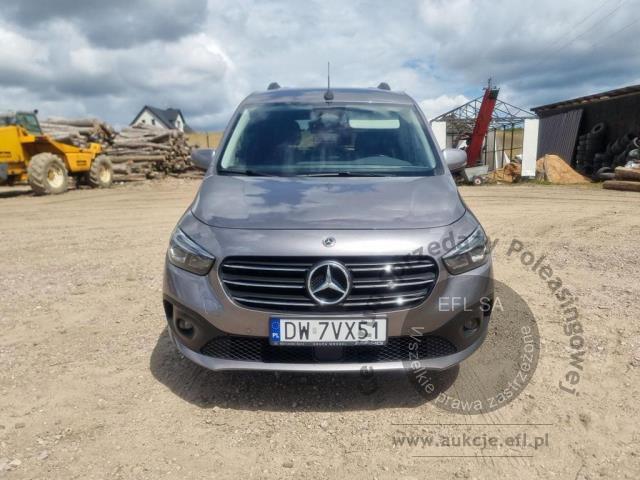 2 - Mercedes T klasa T 180 d Progressive 2023r. DW7VX51 UWAGA!! Pojazd znajduje się w lokalizacji: GDAŃSK Ul. Zawodników 1 80-729 Gdańsk