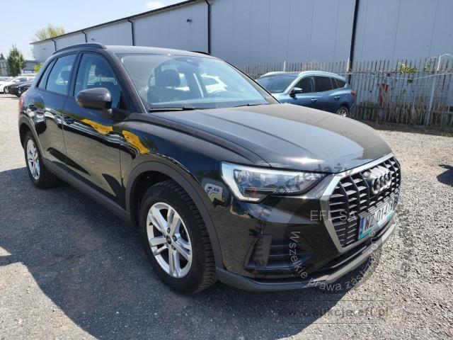 3 - Audi Q3 35 TDI S tronic 2024r. WZ014JA Pojazd znajduje się w firmie ARCTOS GROUP sp. z o.o. Al. Krakowska 7, 02-183 Warszawa