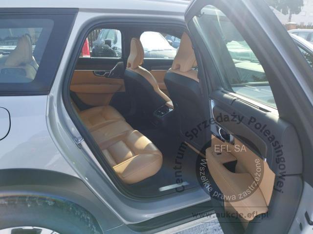 9 - Volvo  V90 Cross Country 2023r. WZ004GG Pojazd znajduje się w firmie ARCTOS GROUP sp. z o.o. Al. Krakowska 7, 02-183 Warszawa