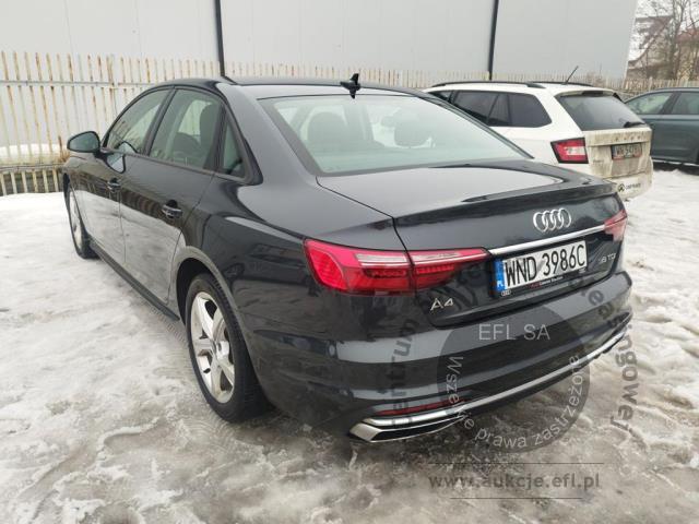 2 - Audi A4 35 TDI mHEV Advanced S tronic Sedan  2022r. WND3986C Pojazd znajduje się w firmie ARCTOS GROUP sp. z o.o. Al. Krakowska 7, 02-183 Warszawa