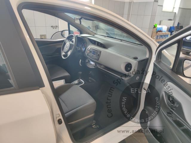 11 - Toyota Yaris Hybrid 100 Active 2018r. DW6AW58 UWAGA!! Pojazd znajduje się w lokalizacji: Janki, Al. Krakowska 52, 05-090 Janki