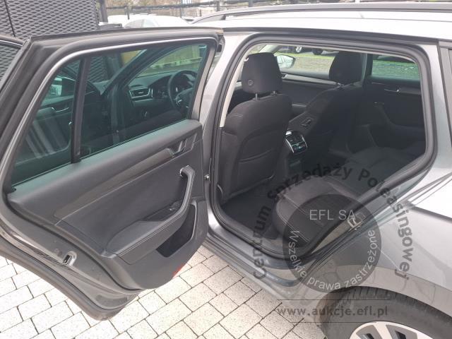 6 - Skoda Superb 2.0 TDI SCR Style DSG 2023r. PY32368 Uwaga! Pojazd znajduje się w firmie AACAR sp. z o.o. Jawornik 90, 32-400 Myślenice