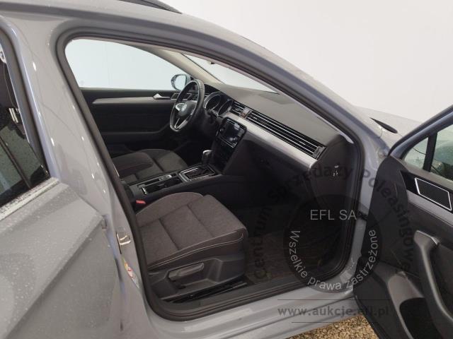 8 - Volkswagen Passat 1.5 TSI EVO Business DS 2023r. WZ075GC Pojazd znajduje się w firmie ARCTOS GROUP sp. z o.o. Al. Krakowska 7, 02-183 Warszawa