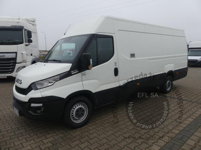 1 - IVECO DAILY 3.0 AUTOMAT 35S17 2015r.