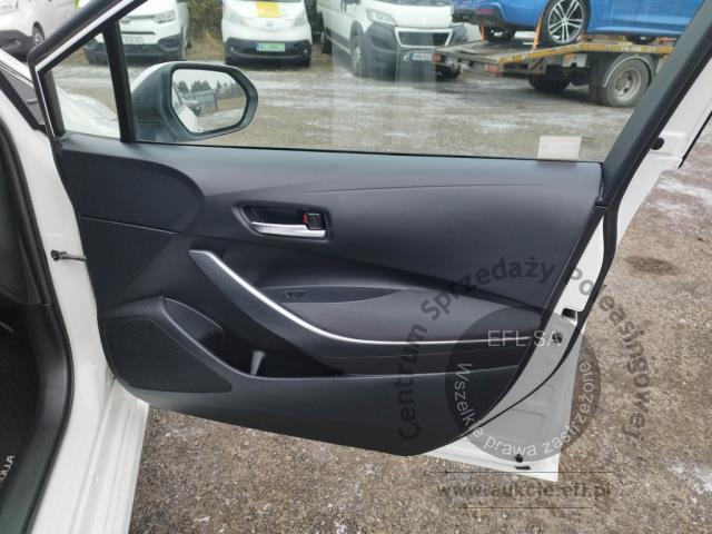 17 - Toyota Corolla 1.8 Hybrid GPF Active 2022r. WND3921C UWAGA!! Pojazd znajduje się w firmie Arctos Sp. z o.o. Warszawa, Al. Krakowska 7, 02-183 Warszawa