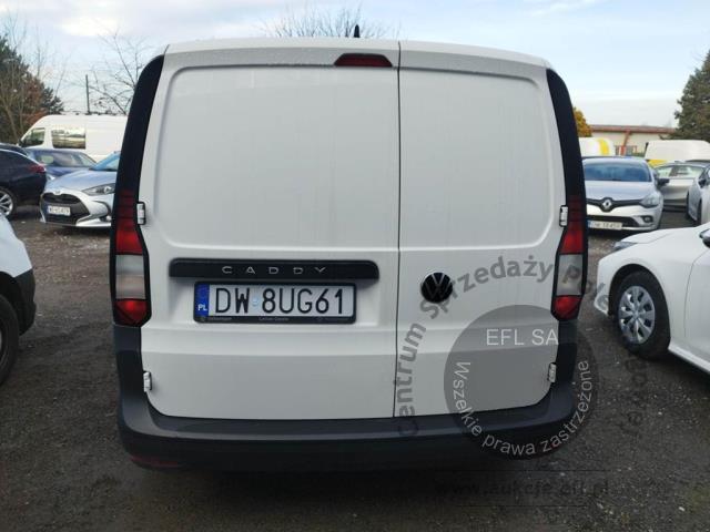 3 - Volkswagen  Caddy Cargo 2.0 TDI 2022r. DW8UG61 Pojazd znajduje się w firmie ARCTOS GROUP sp. z o.o. Al. Krakowska 7, 02-183 Warszawa