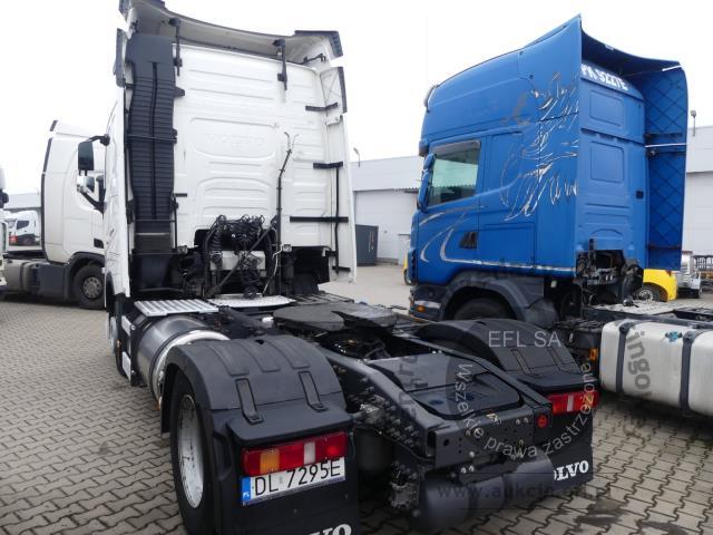 9 - VOLVO FH 460 LNG 4X2 AUTOMAT 2019r.