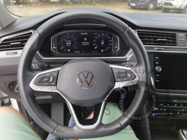 14 - Volkswagen Tiguan 1.4 eHybrid Life DSG 2022r. WND0743C Pojazd znajduje się w firmie ARCTOS GROUP sp. z o.o. Al. Krakowska 7, 02-183 Warszawa