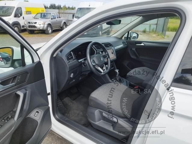 7 - Volkswagen Tiguan 1.4 eHybrid Life DSG 2022r. WND0743C Pojazd znajduje się w firmie ARCTOS GROUP sp. z o.o. Al. Krakowska 7, 02-183 Warszawa
