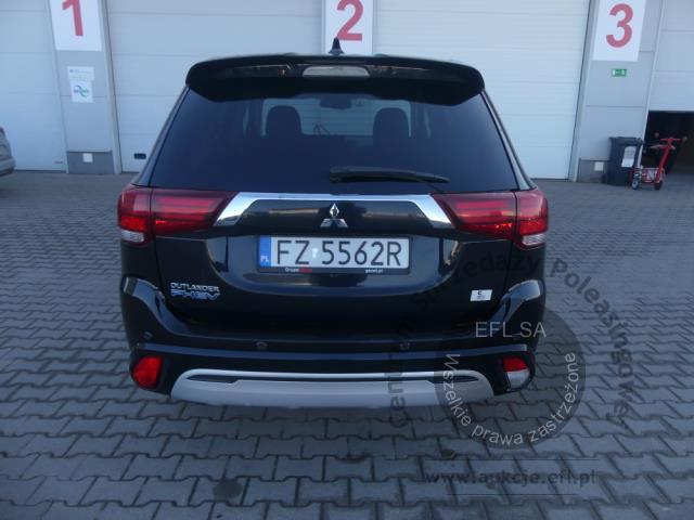 14 - MITSUBISHI OUTLANDER 2.4 PHEV AWD AUTOMAT 2020r.
