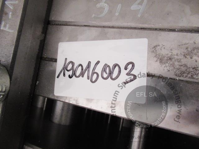 8 - Forma wtryskowa F-143 – Ramka serii Oval