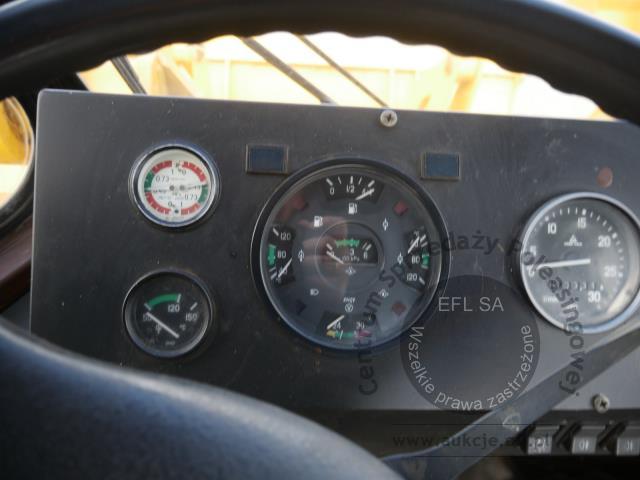 24 - EFL Finance Ładowarka kołowa HSW Ł-34