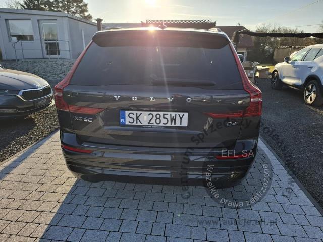 4 - Volvo XC 60 B4 B Core aut Kombi
 2022r. SK285WY Pojazd znajduje się w firmie AACAR sp. z o.o. Kasztanowa 5, 32-400 Jawornik