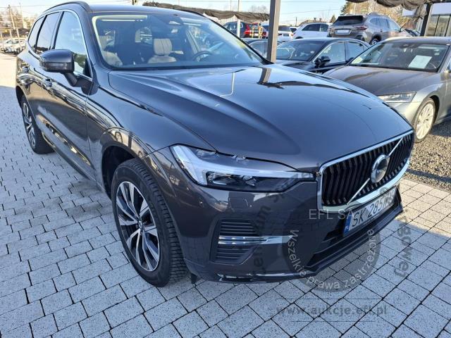 5 - Volvo XC 60 B4 B Core aut Kombi
 2022r. SK285WY Pojazd znajduje się w firmie AACAR sp. z o.o. Kasztanowa 5, 32-400 Jawornik
