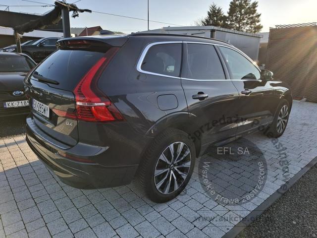 9 - Volvo XC 60 B4 B Core aut Kombi
 2022r. SK285WY Pojazd znajduje się w firmie AACAR sp. z o.o. Kasztanowa 5, 32-400 Jawornik