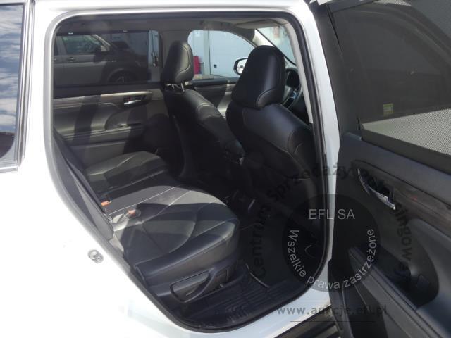 14 - TOYOTA HIGHLANDER 2.5 HYBRID AWD-I 2022r.