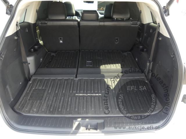 16 - TOYOTA HIGHLANDER 2.5 HYBRID AWD-I 2022r.