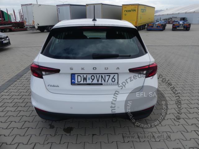 5 - Skoda Fabia 1.0 Ambition Hatchback 2023r. DW9VN76 UWAGA!! Pojazd znajduje się w lokalizacji: Warszawa, Al. Krakowska 7, 02-183 Warszawa