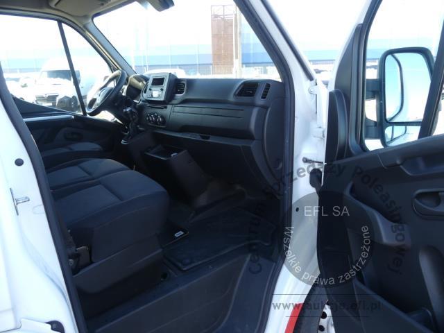 7 - RENAULT MASTER 2.3 DCI 136KM FURGON 2021r.