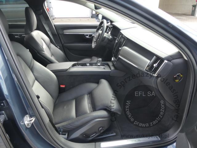 8 - Volvo V90 B4 D AWD Plus Bright 2022r. WND0788C Magnice
