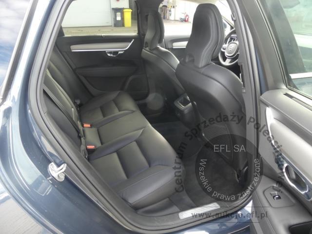 10 - Volvo V90 B4 D AWD Plus Bright 2022r. WND0788C Magnice
