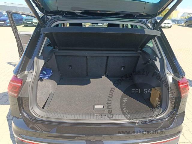 9 - Volkswagen Tiguan 2.0 TSI 4Mot. Elegance  2022r. DW6TE74 Magnice