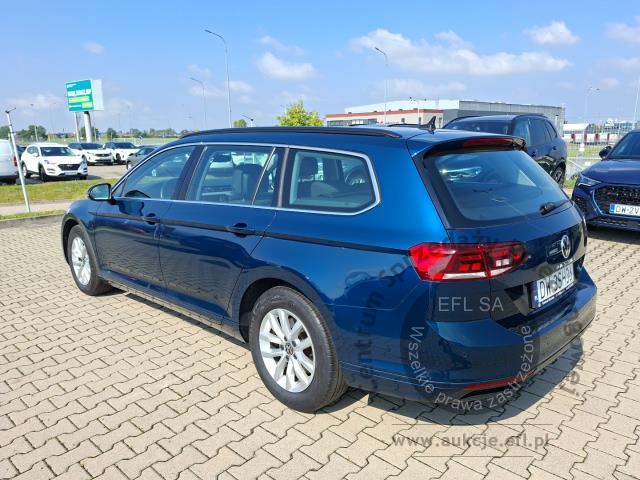 6 - Volkswagen Passat 2.0 TDI EVO Business 2022r. DW3SH36 Magnice