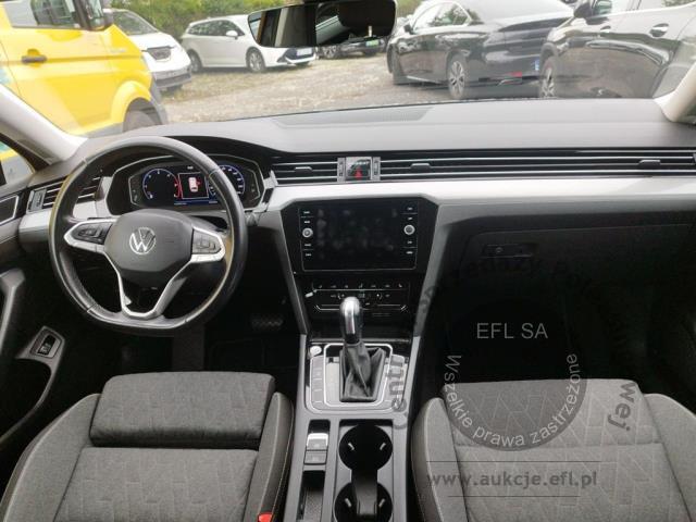 12 - Volkswagen  Passat  2023r. WZ427GF Pojazd znajduje się w firmie ARCTOS GROUP sp. z o.o. Al. Krakowska 7, 02-183 Warszawa