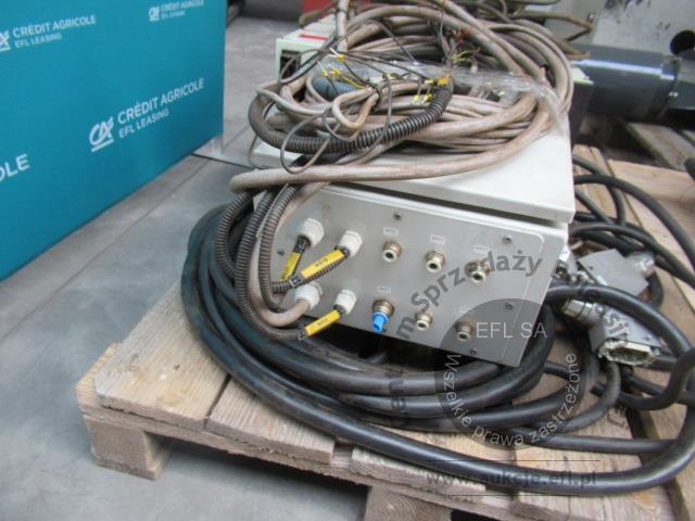 18 - Robot spawalniczy Kawasaki BA006L