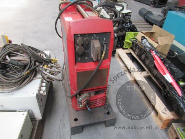 25 - Robot spawalniczy Kawasaki BA006L