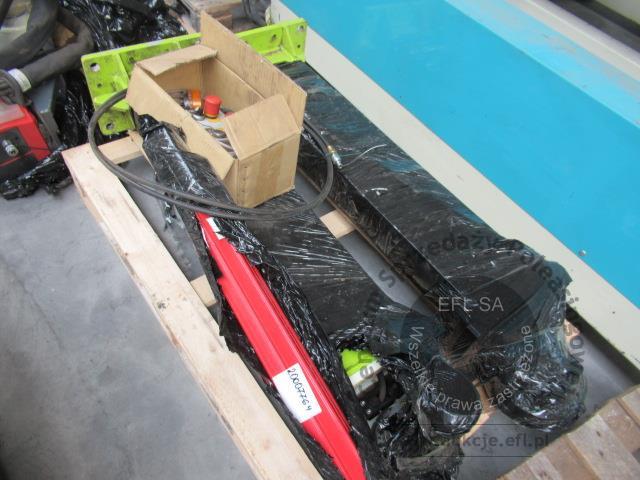 36 - Robot spawalniczy Kawasaki BA006L