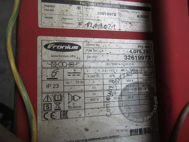 48 - Robot spawalniczy Kawasaki BA006L