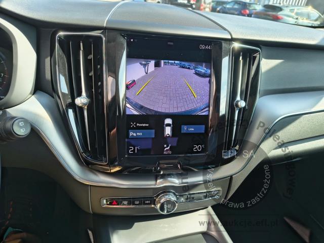 12 - Volvo XC60 B4 B Momentum 2020r. DW7LN30 UWAGA!! Pojazd znajduje się w firmie ARCTOS GROUP sp. z o.o. Al. Krakowska 7, 02-183 Warszawa