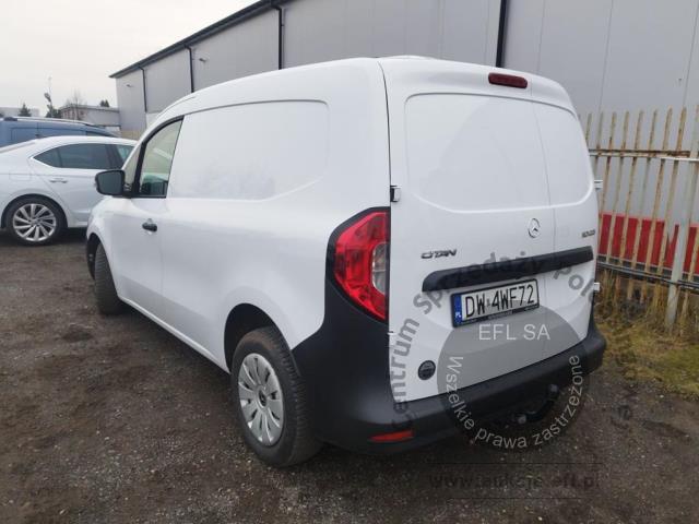 2 - Mercedes  Citan 110 CDI L1 2022r. DW4WF72 Pojazd znajduje się w firmie ARCTOS GROUP sp. z o.o. Al. Krakowska 7, 02-183 Warszawa