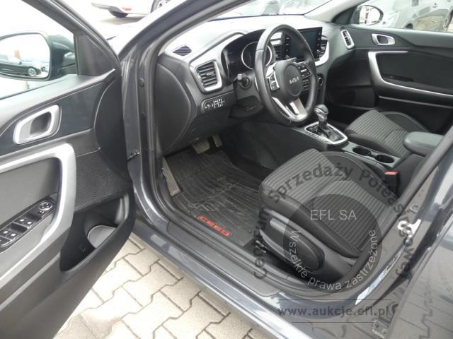9 - KIA CEED 1.5 T-GDI AUTOMAT KOMBI 2023r.