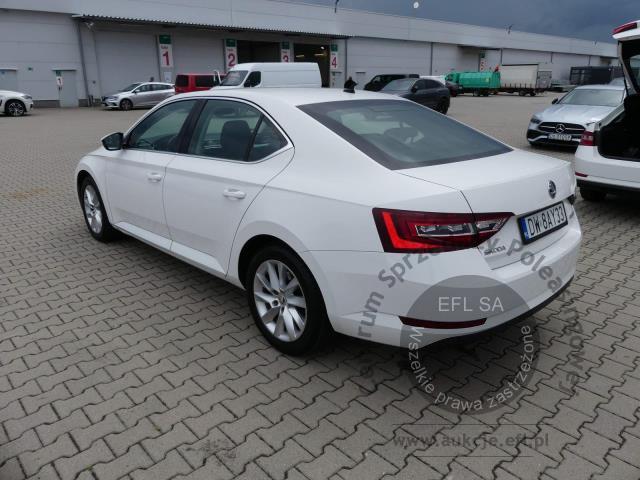 4 - Skoda Superb 2.0 TDI Ambition 2018r. DW8AY33 Magnice