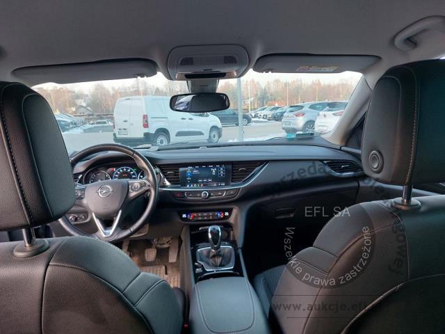 9 - OPEL INSIGNIA GRAND SPORT 2019r. KR6KR63 Uwaga! Pojazd znajduje się w firmie AACAR sp. z o.o. Jawornik 90, 32-400 Myślenice