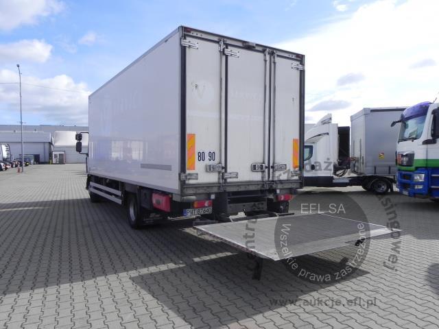 9 - RENAULT D 16 2014r.