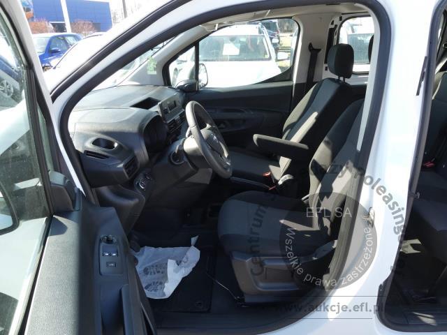 8 - Opel Combo Van Cargo XL 1.5 CDTI 2020r. PO9SM29 UWAGA!! Pojazd znajduje się w firmie AUTO MOTO CENTRUM sp. z o.o. ul. Ostrowska 328 (przy Trasie Katowickiej) 61-312 Poznań