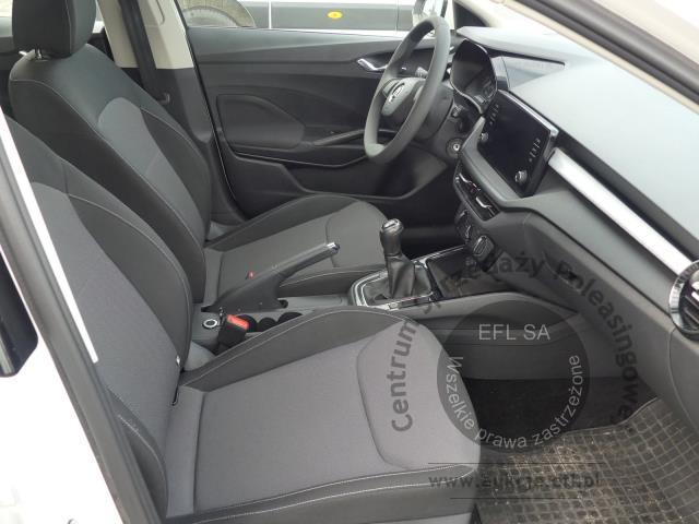 9 - Skoda Fabia 1.0 Ambition 2023r. DW5UE71 Magnice