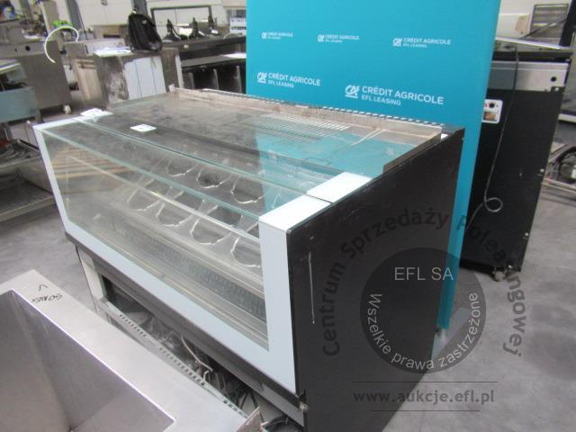 1 - Witryna mroźnicza do lodów ISA Spa