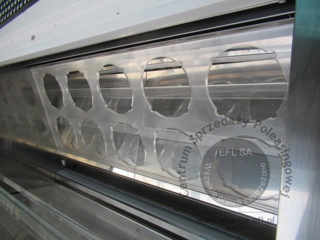 4 - Witryna mroźnicza do lodów ISA Spa