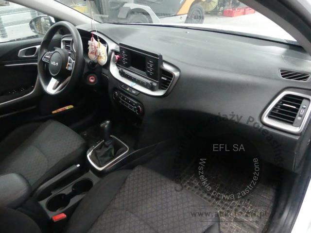 14 - Kia Ceed 1.0 T-GDI S Kombi 2022r. DW2SY79 Magnice