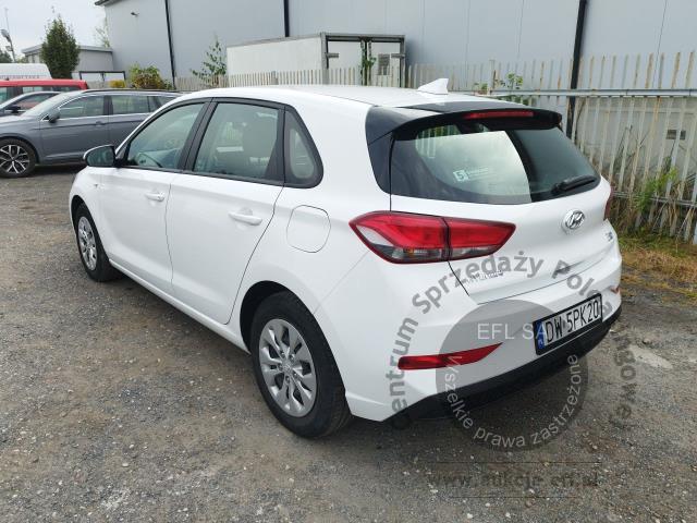3 - Hyundai i30 1.5 DPI Classic + 2021r. DW5PK20 UWAGA!! Pojazd znajduje się w lokalizacji: Warszawa, Al. Krakowska 7, 02-183 Warszawa