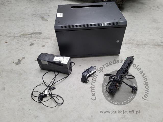 1 - Szafa RACK wraz z osprzętem wg specyfikacji