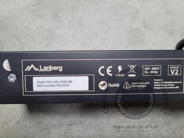 8 - Szafa RACK wraz z osprzętem wg specyfikacji