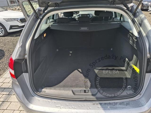 14 - PEUGEOT 308 2019r. DW9GS21 Pojazd znajduje się w firmie AACAR sp. z o.o. Kasztanowa 5, 32-400 Jawornik
