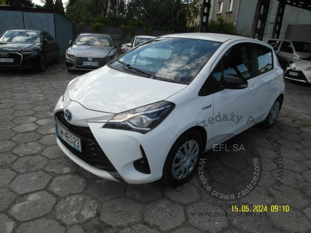 1 - Toyota Yaris Hybrid 100 Active 2019r. DW4ES23 UWAGA!! Pojazd znajduje się w lokalizacji: Katowice 40-689, Małachowskiego 16